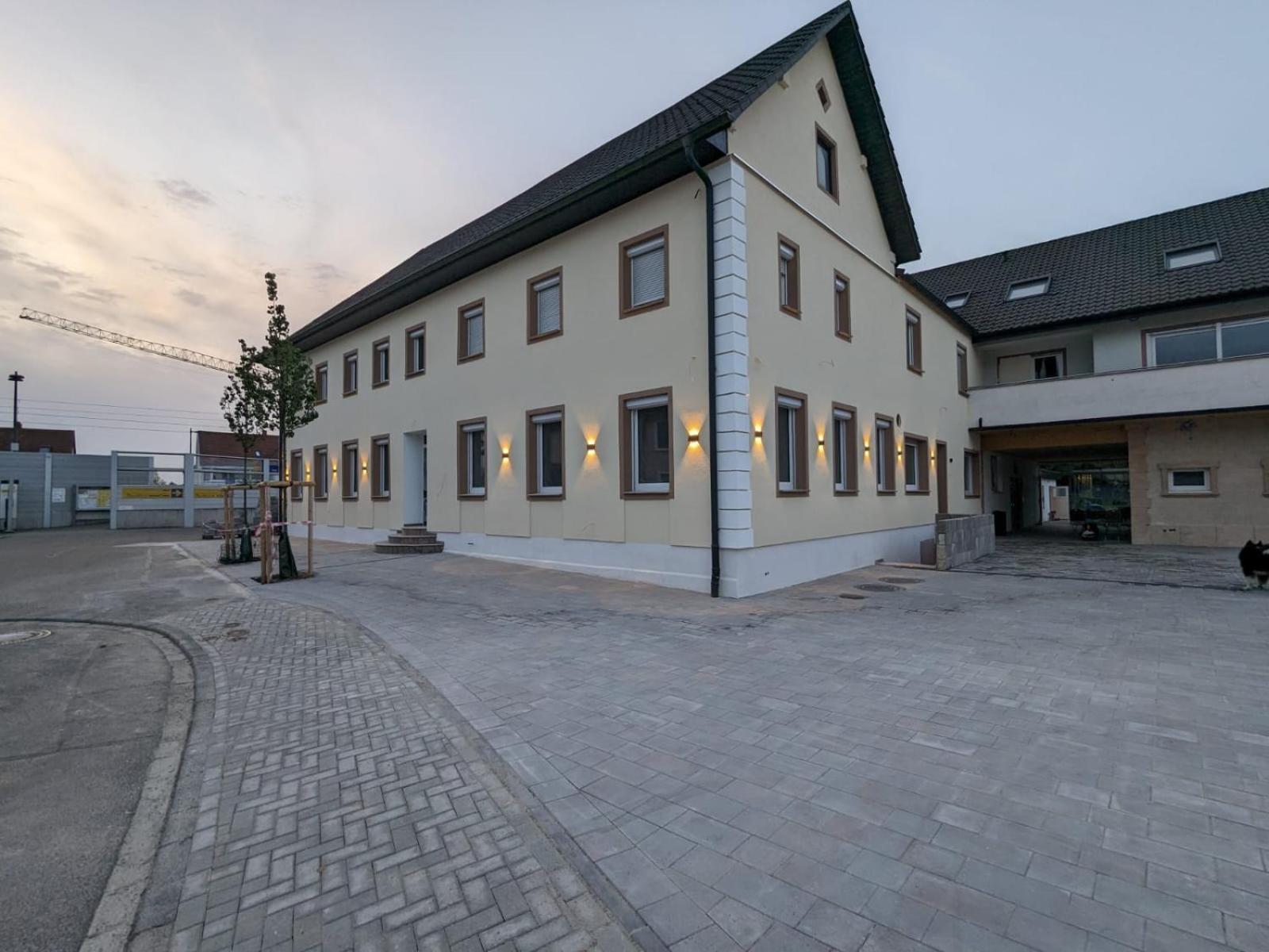 S'Bahnhoefle Apartments Рингсхайм Экстерьер фото